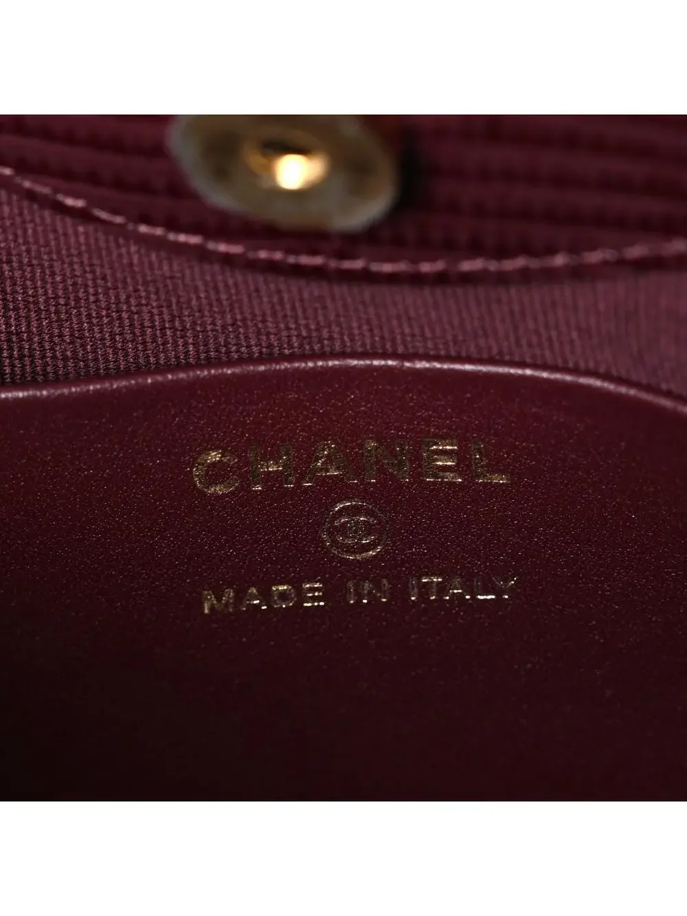 CHANEL elevate your